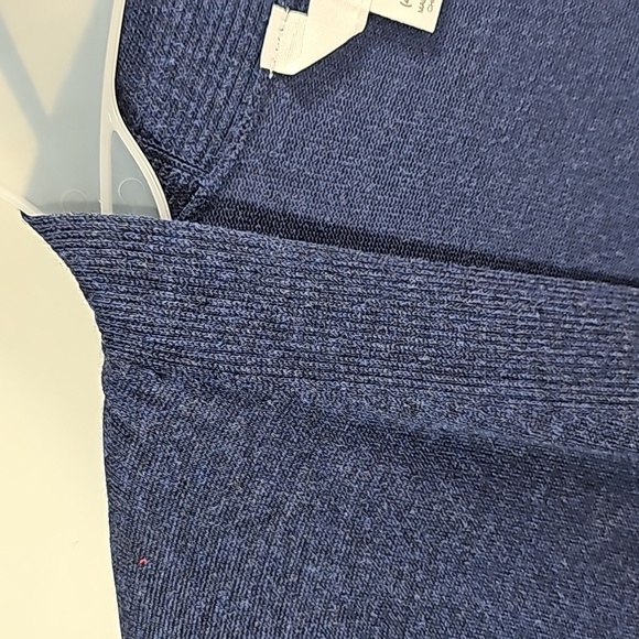 Women's Cardigan - Picture 6 of 8